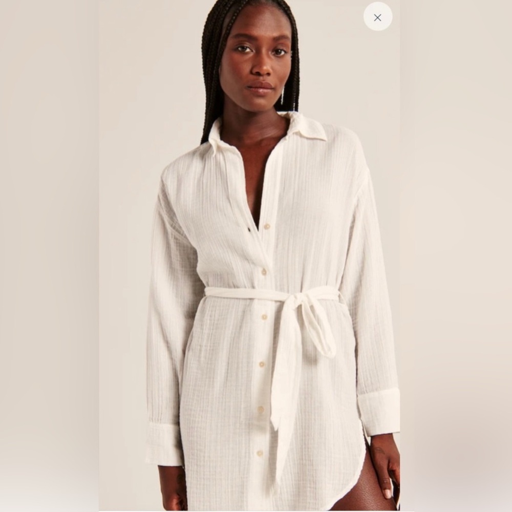 Abercrombie and Fitch Gauzy beach mini dress coverup. Size Medium. Worn Once